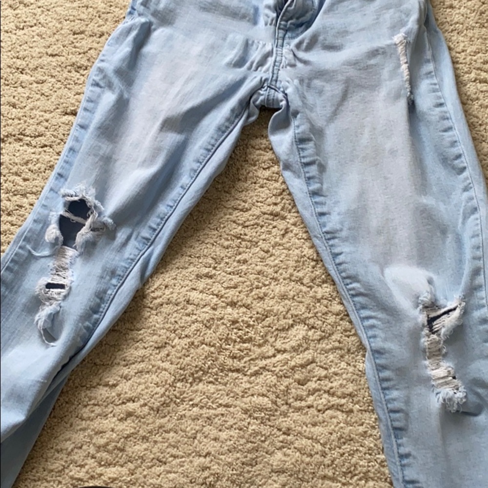 light wash skinny jeans